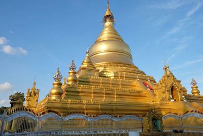 Mandalay, Kuthodaw Pagoda