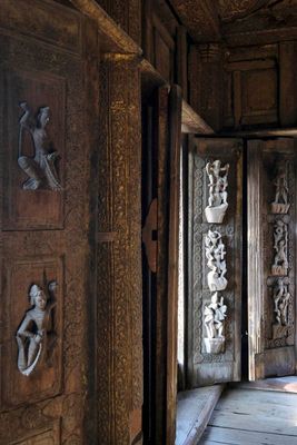 Mandalay, Shwenandaw Monastery