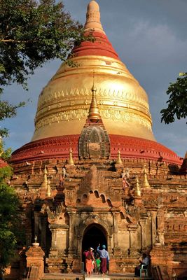 Bagan, Dhammayazaka Pagoda