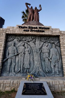 Windhoek, Gedenkstatue Freiheiskampf