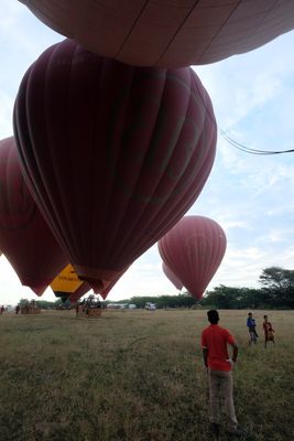 Bagan, Balloon Flight