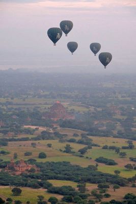 Bagan, Balloon Flight