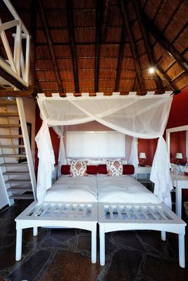 Ugab Terraces, Vingerklip Lodge