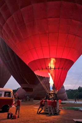 Bagan, Balloon Flight