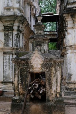 Salay, Monastery and Museum