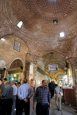 Tabriz, Bazar