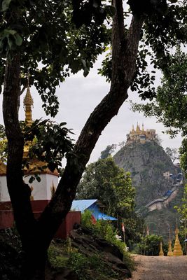 Bagan, Mount Popa