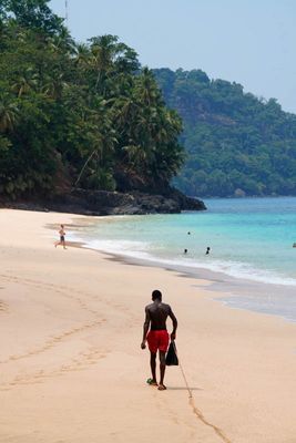 Príncipe Island, Boi Beach