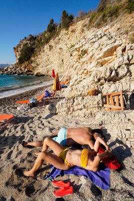 Pasqyrave Beach