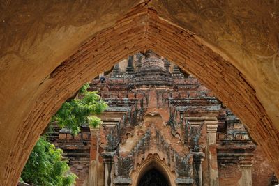 Bagan, Htilominio
