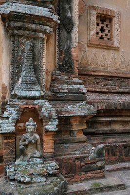 Bagan, Htilominio