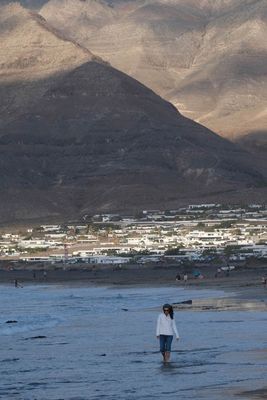 Famara Beach