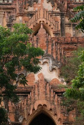 Bagan, Htilominio