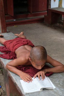 Bago, Damha Linkara Monastery