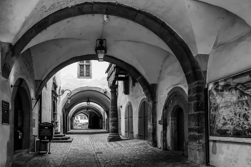  Arches