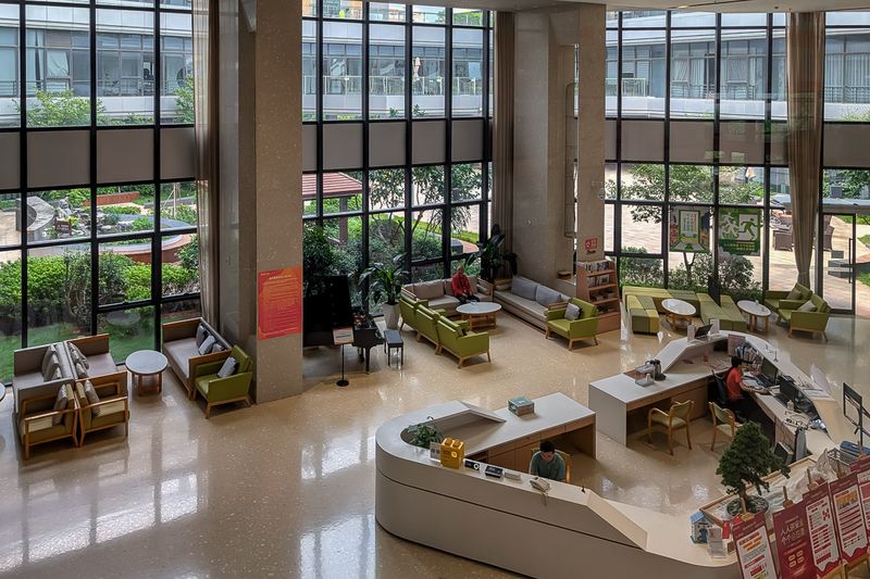 Senior Living - Lobby
