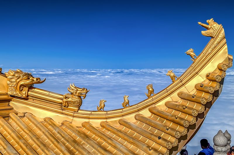 Roof Of Golden Summit 金顶