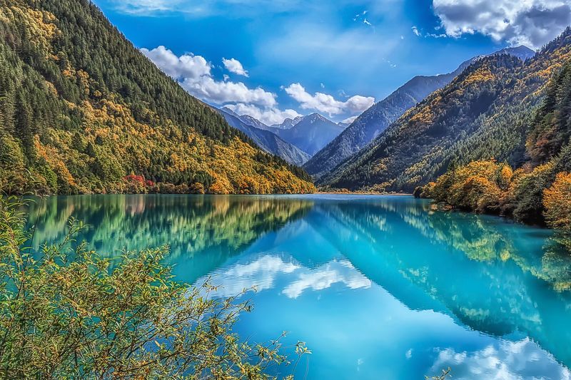 Rhinoceros Lake 犀牛海