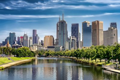 Yarra River and Melbourne Skyline