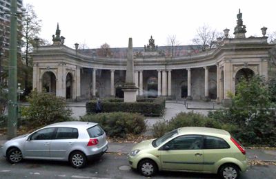 The Spittelkolonnaden in Berlin (1776) was built to enclose a bridge over the southern moat