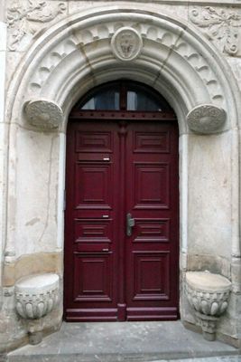 Interesting entryway in Meissen, Germany