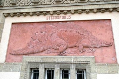 Relief outside Berlin Zoo Aquarium