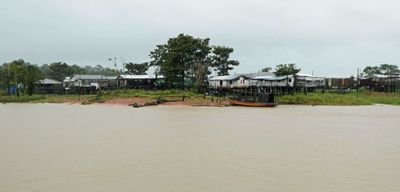 Village on stilts on Rio Negro (Black River)
