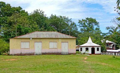 Interesting small white church in Nossa sra Perpetuo Socorrow