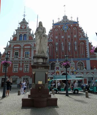 Buildings in Riga Town Hall Square were rebuilt from 1996-99
