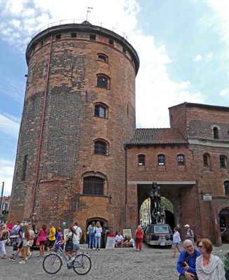 'Stągiewna Gate' Tower (1519) in Gdansk, Poland