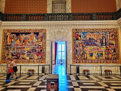 Tapestries in the Great Hall depict 1,100 years of Danish history from the Viking Age to the year 2000