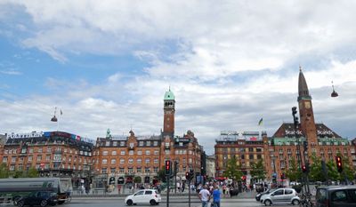 We heard there was a Hard Rock Cafe in City Hall Square, so we headed here