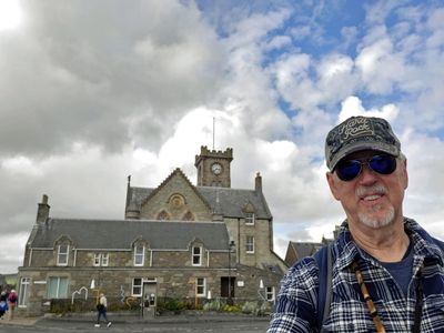 Bill with Lerwick (Scotland) Town Hall on Shetland Islands
