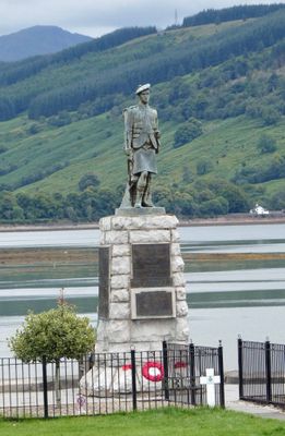 WWI memorial statue in Inverary, Scotland