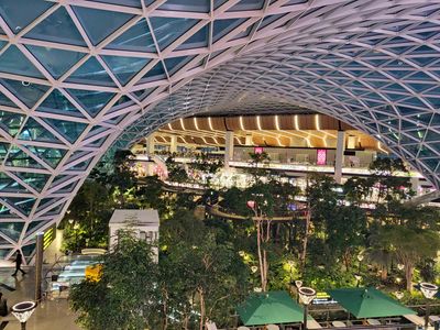 Al Mourjan Business Lounge (The Garden) at Hamad International Airport in Doha, Qatar