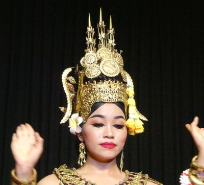 Lead dancer in Aspara Dance