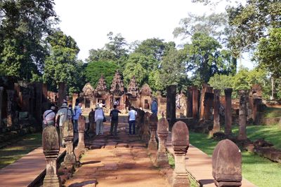 The causeway to Baneay Srei is 73 yards long