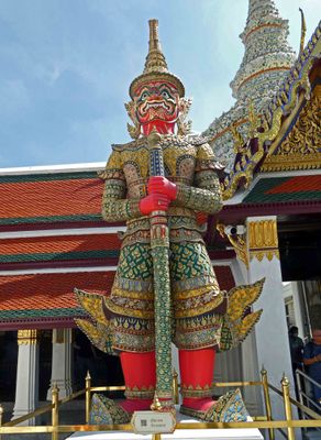 Suriyapop is 1 of 12 giants that guard the entrance to Wat Phra Kaew