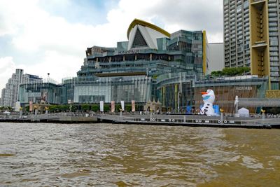 Iconsiam Mall in Bankok has over 7,000 covering 185 acres