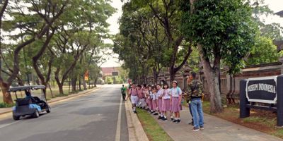 Indonesian school kids visit the Museum Indonesia