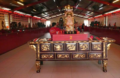 Entering Vihara Dharma Bhakti's central prayer hall