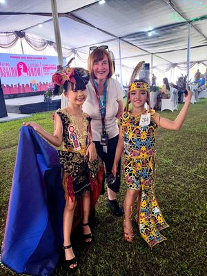 Susan with participants in Indonesian Exhibition