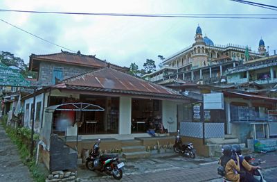 The 'Great Mosque of al-Hidaya' in Candikuning, Bali, was built in collaboration with Hindus