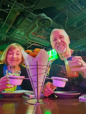 Dinner at Gilley's in Treasure Island Casino