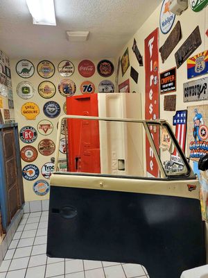 Car Door urinal divider at Route 66 Cafe in Williams, AZ