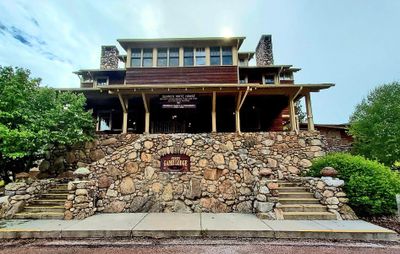 Custer State Game Lodge was built in 1920