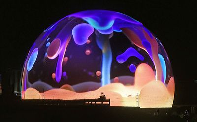 Interesting to watch the changing skin of The Sphere from our hotel room