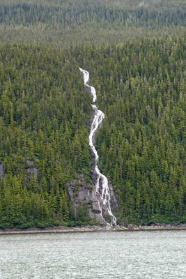 Last waterfall before leaving Tracy Arm Fjord