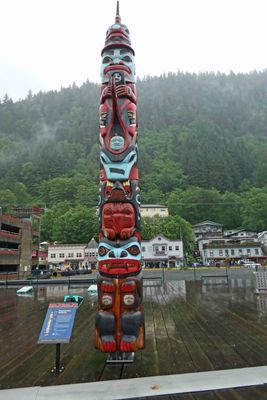 Kaagwaantaan clan totem pole in Juneau, AK