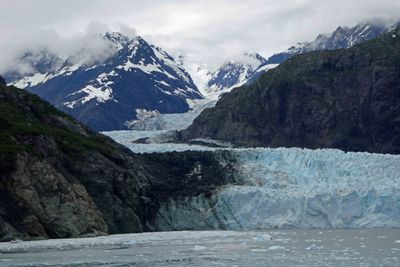 Margerie glacier is about 21 miles long and ends at the northern reach of Tarr Inlet